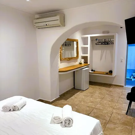 Apostolis Windmill Daire Psarrou