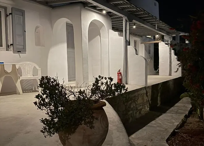 Apostolis Windmill * Psarou (Mykonos)