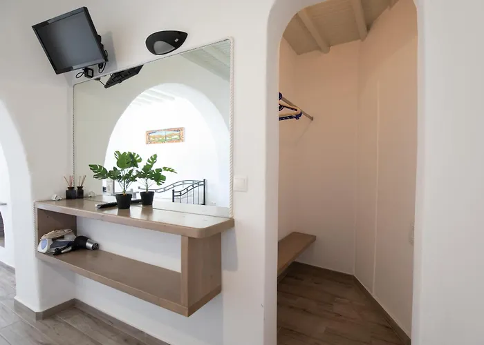 Apostolis Windmill * Psarou (Mykonos)